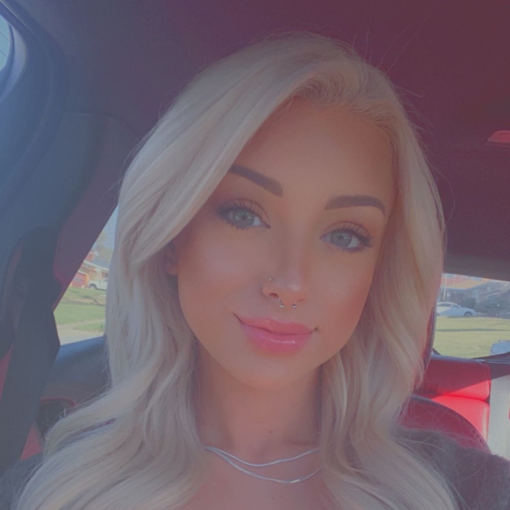 Meet your Posher, Tiffany